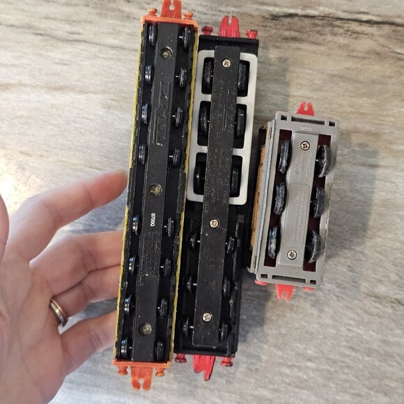 VTG 90s Thomas & Friends ERTL Pull‎ Along Trains Diesel 10 Donald Toby Diecast - Picture 10 of 11